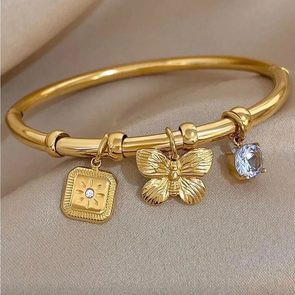 Butterfly Bracelet Q706